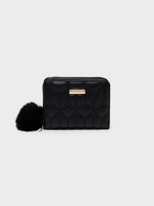 Nolah Winnie Black