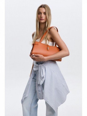 Nolah Etienne Orange