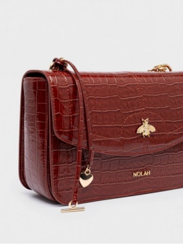 Nolah Lyra Red